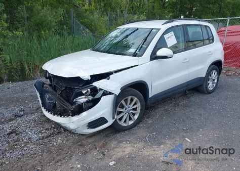 2018 Volkswagen Tiguan Limited 2.0T z USA, uszkodzony, nr VIN WVGBV7AX7JK001470